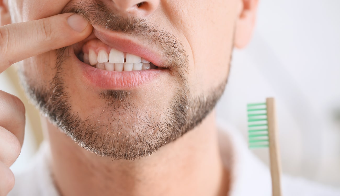 Comment prévenir le déchaussement des dents | Clinique dentaire Sana Oris | Paris 8