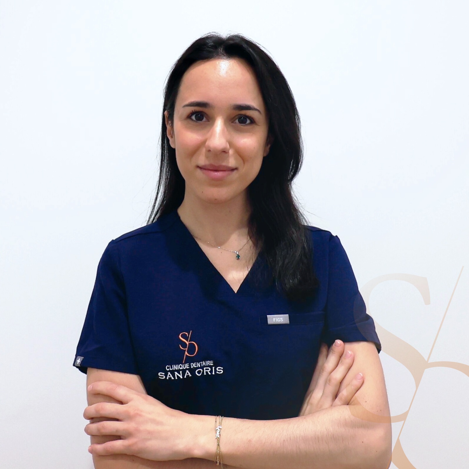 Dr Carvelho | Equipe médicale | Clinique dentaire Sana Oris du Marais | Chirurgiens dentistes | Paris 4