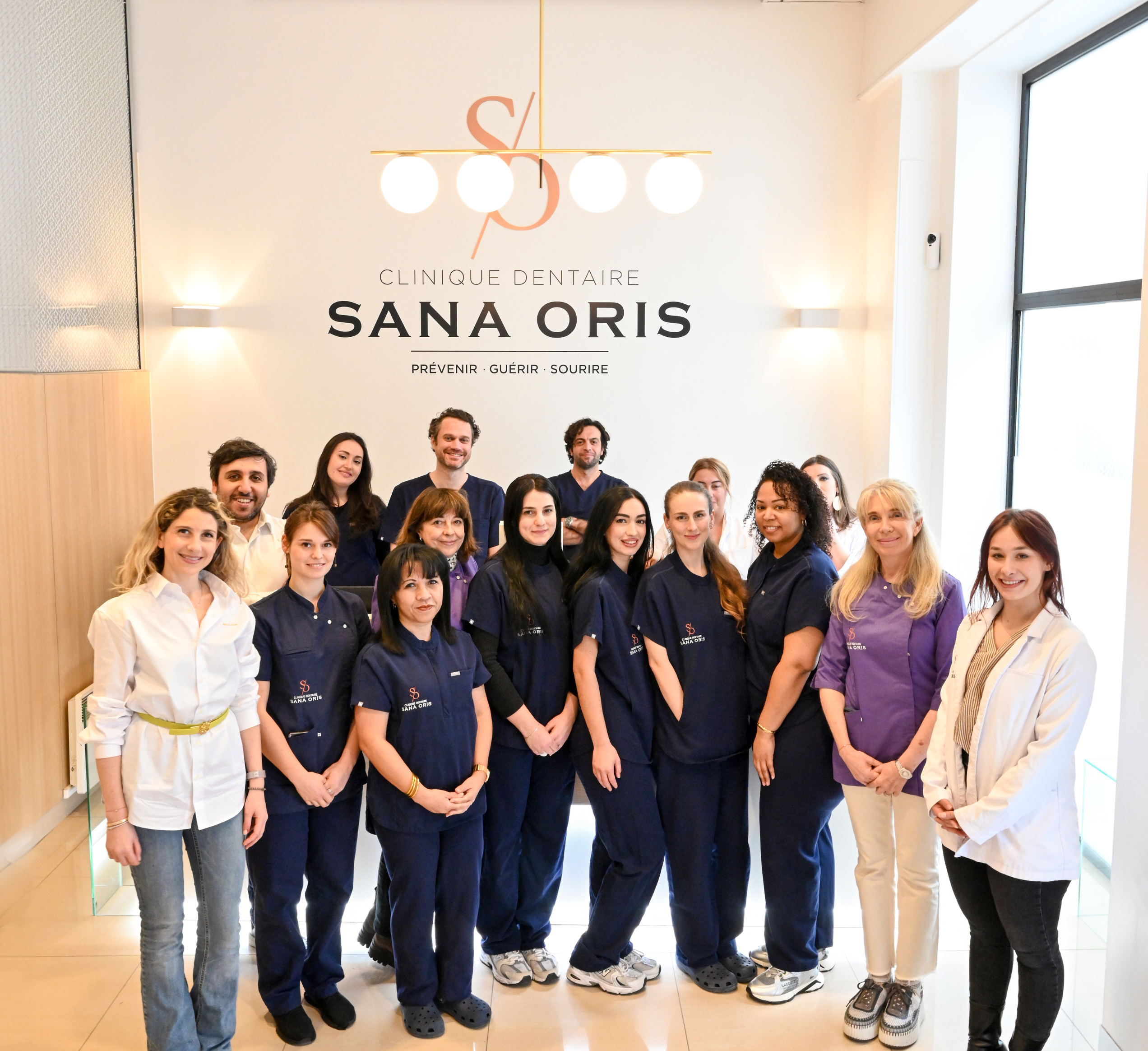 Équipe Sana Oris Roosevelt | Clinique dentaire Sana Oris | Paris 08